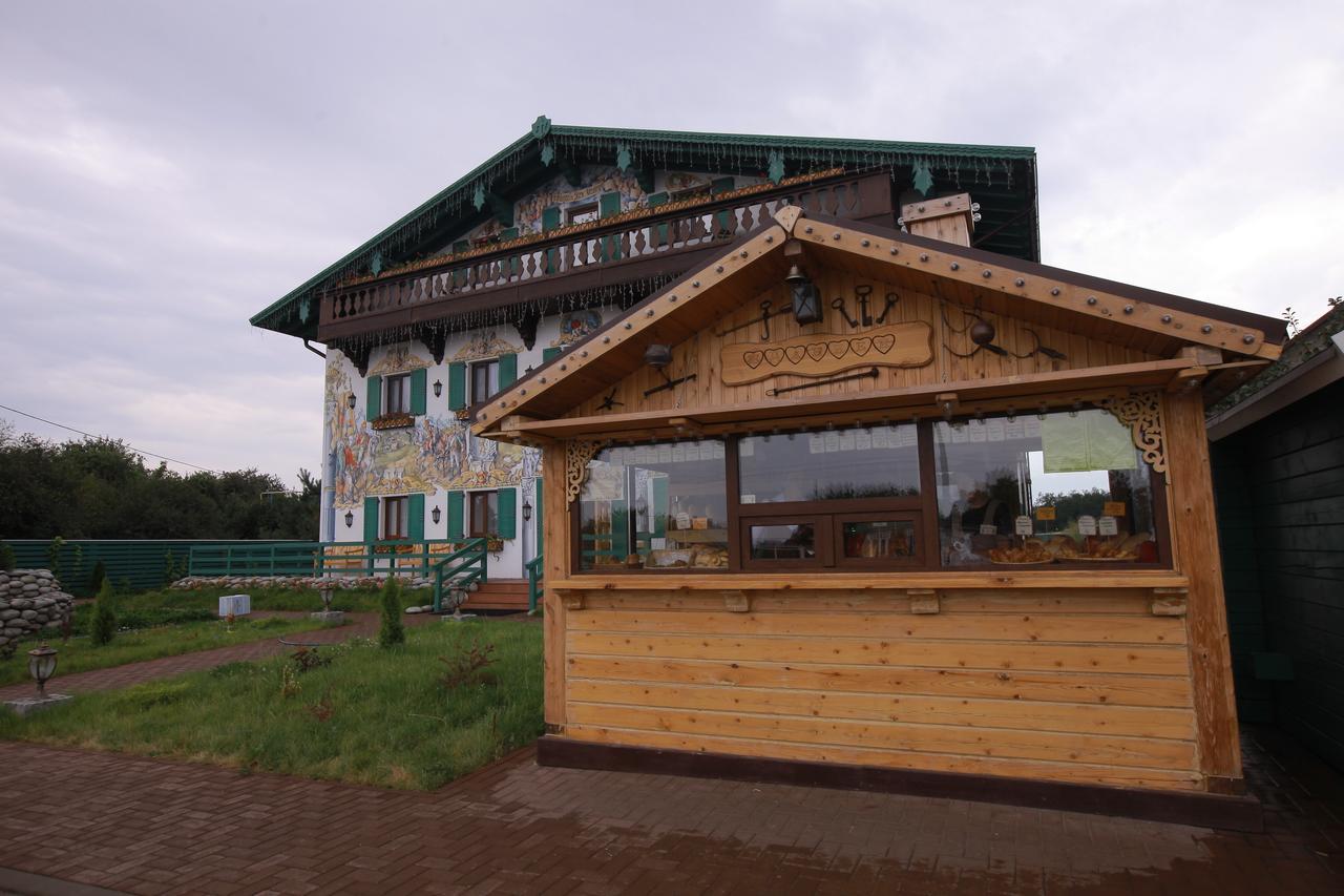 Hotel Muravskiy Trakt Zhdanov Exterior photo